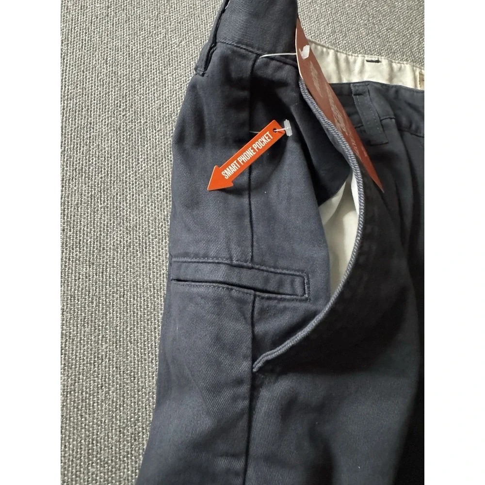Dockers Classic Fit Men's Maritime Blue Shorts Flat Front Chino Cotton Size 40‎